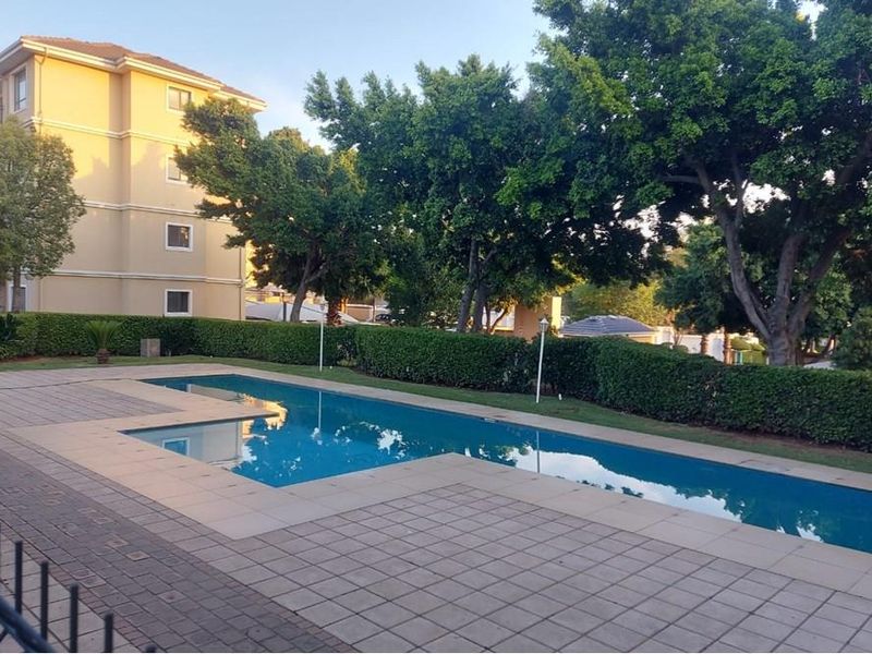 2 bedroom Apartment for Sale in Carlswald ,Midrand - Photo 3
