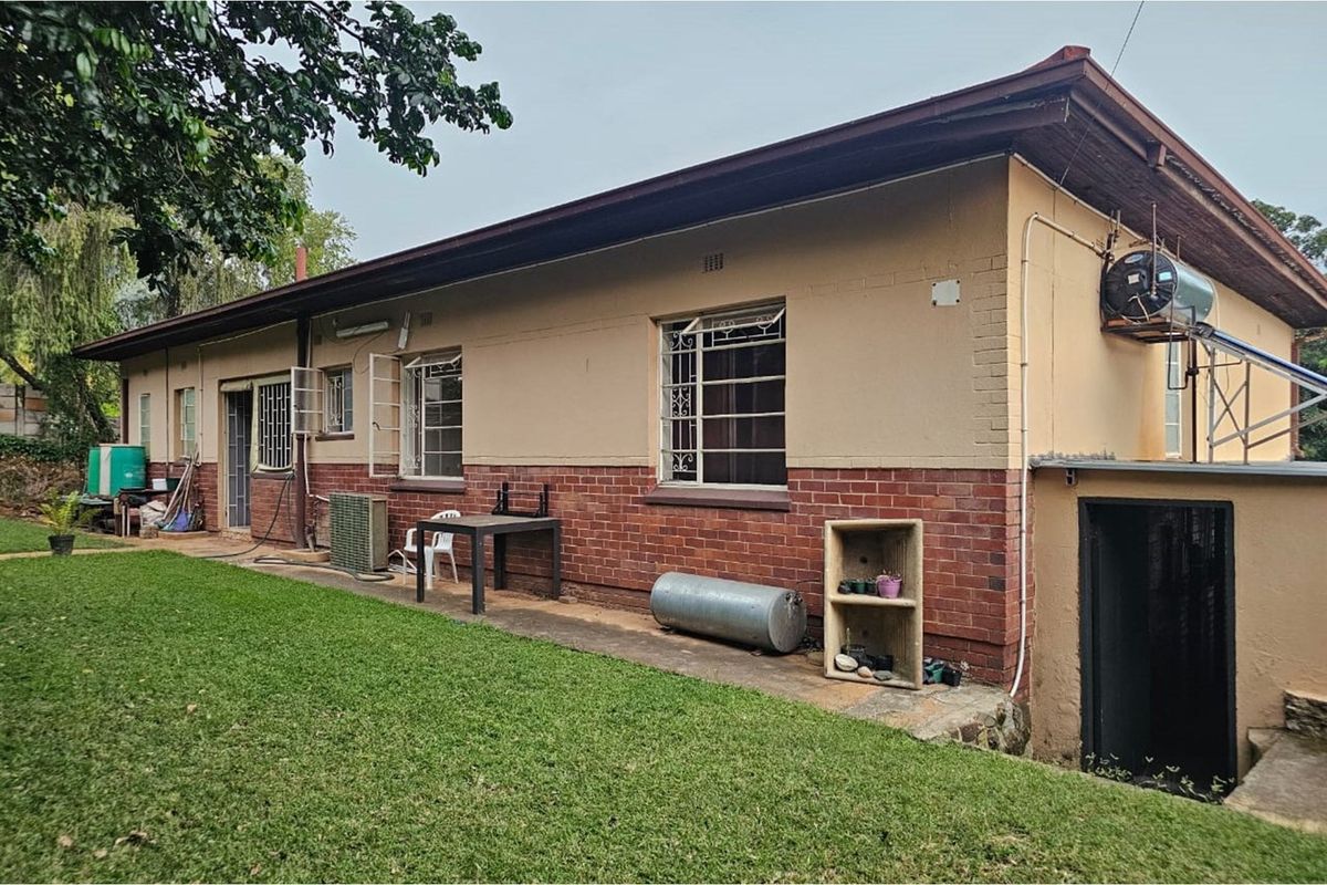 Charming Barberton Home with Spacious Garden - Photo 5