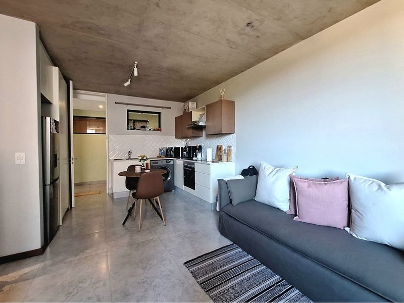 Central Ballito | Stylish 1-Bedroom Apartment at Koi with Rooftop Pool - Photo 3