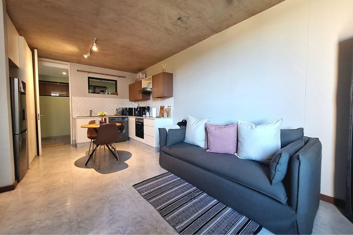 Central Ballito | Stylish 1-Bedroom Apartment at Koi with Rooftop Pool - Photo 4