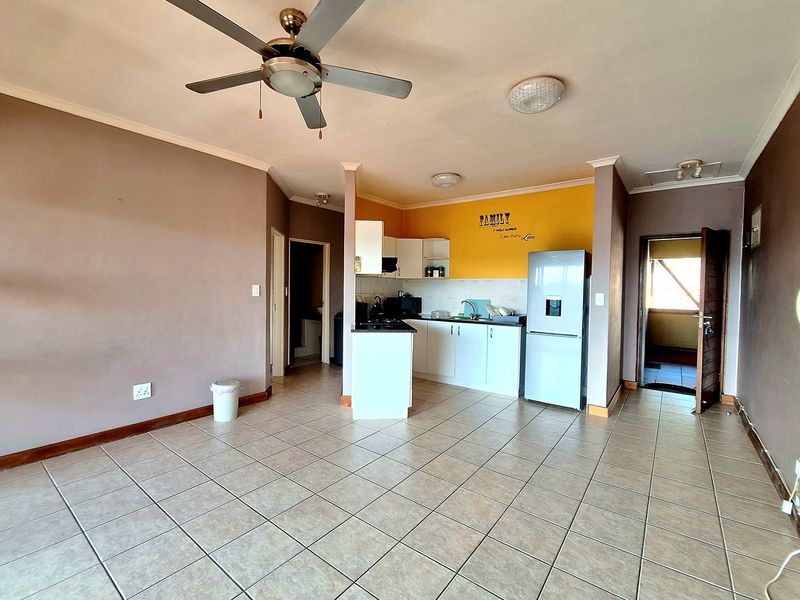 1.5 bedroom chic simplex for Sale in Palmiet - Photo 6