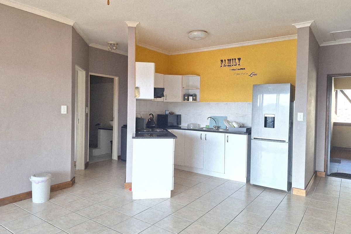 1.5 bedroom chic simplex for Sale in Palmiet - Photo 5