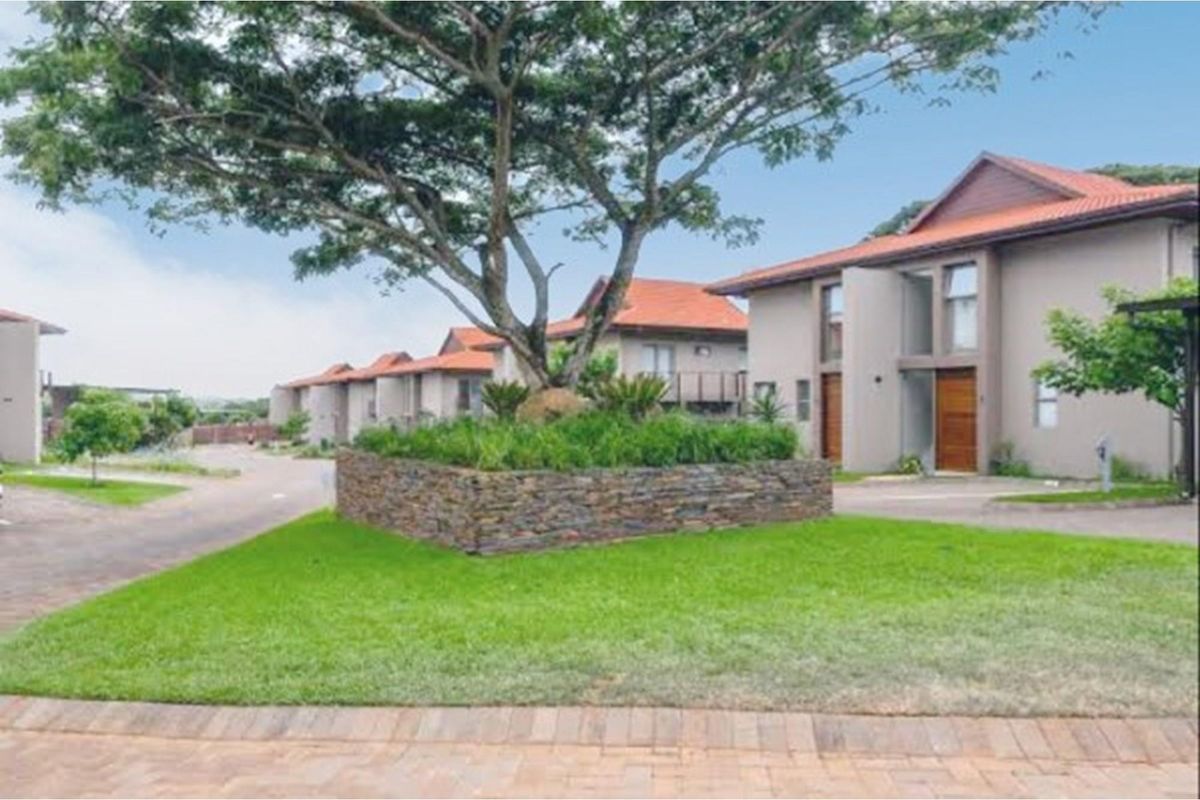 Stunning 3 bedroom townhouse for sale in Ballito R2,995,000 - Photo 3