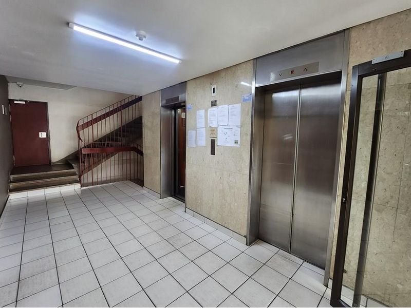 Live, Learn, and Thrive: Your Ideal Student Haven In Braamfontein - Photo 8