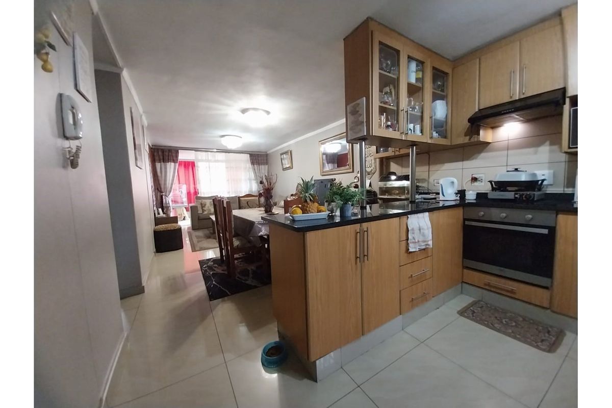 3‐Bedroom Gem in South Beach - Airbnb Friendly! - Photo 3