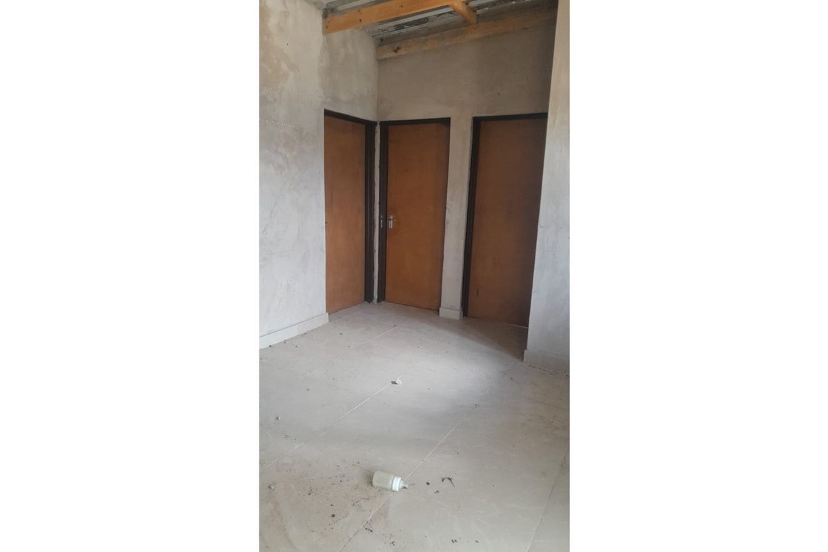 HOUSE FOR SALE MOLETJIE MOTINTI - Photo 4