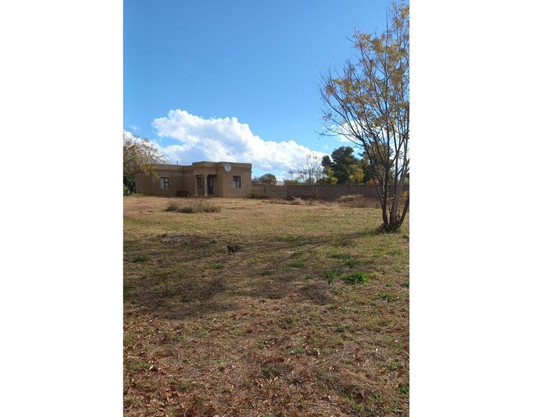 Charming 2 Bedroom Home for Sale in Deneysville - Photo 4