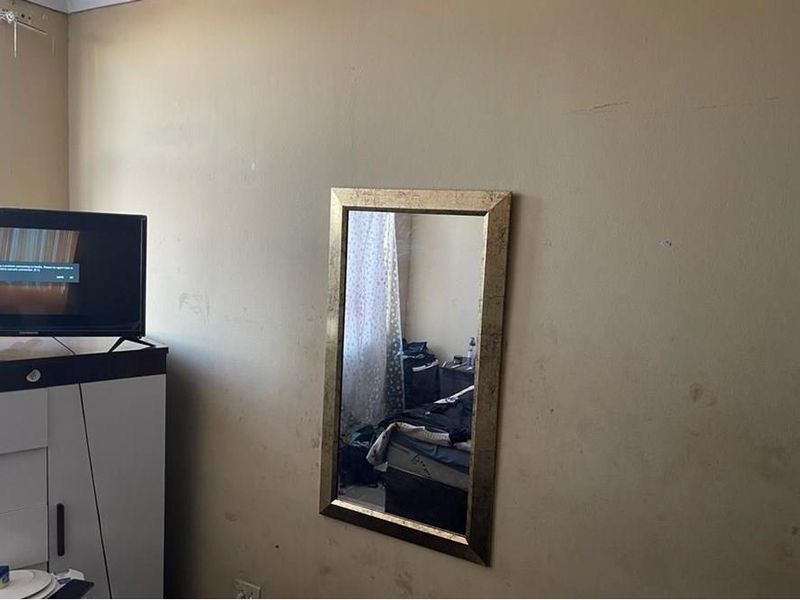 3 Bedroom Apartment Up For Grabs!!! - Photo 3