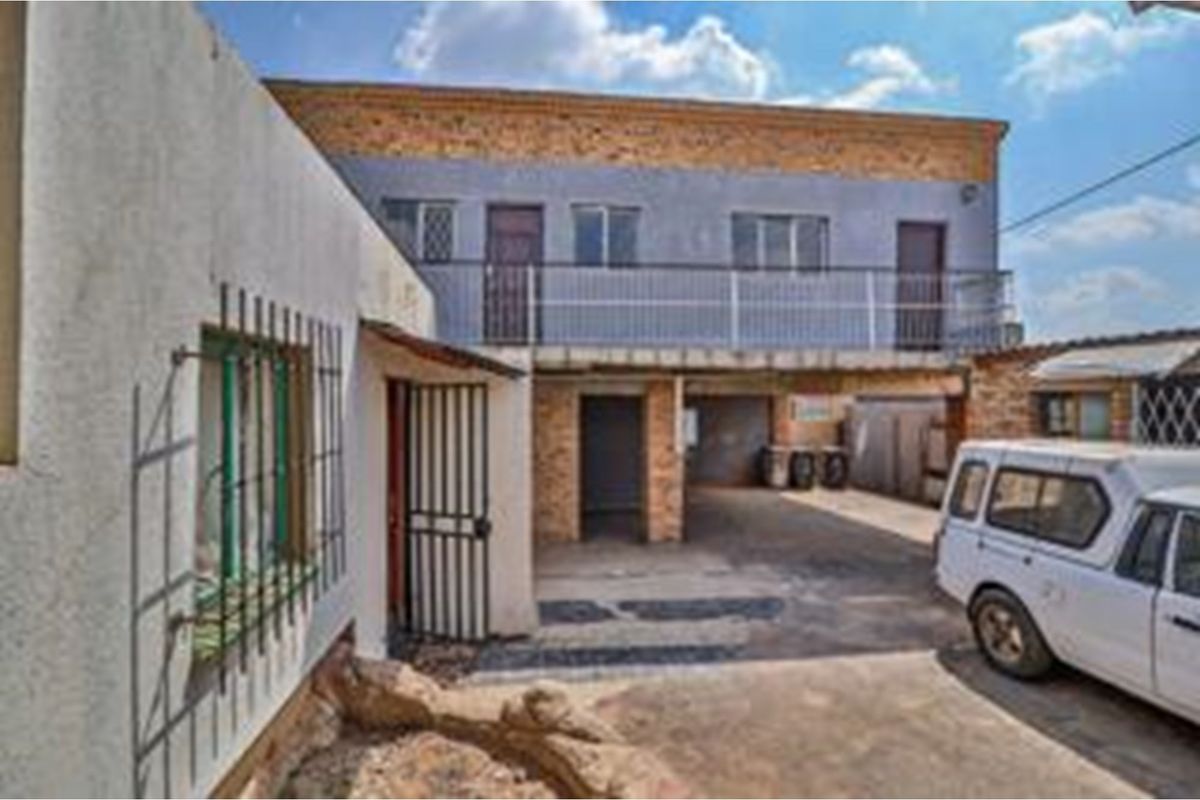 Two Houses for Sale - One Price! Prime Investment Opportunity with Business Rights - Photo 2