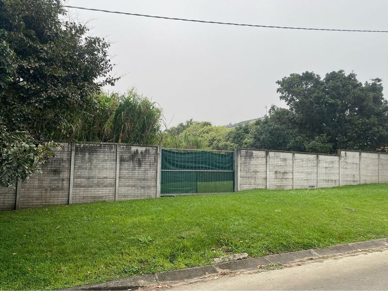 694m2 Level Plot in Sunrise-on-Sea - Priced to Sell! - Photo 5