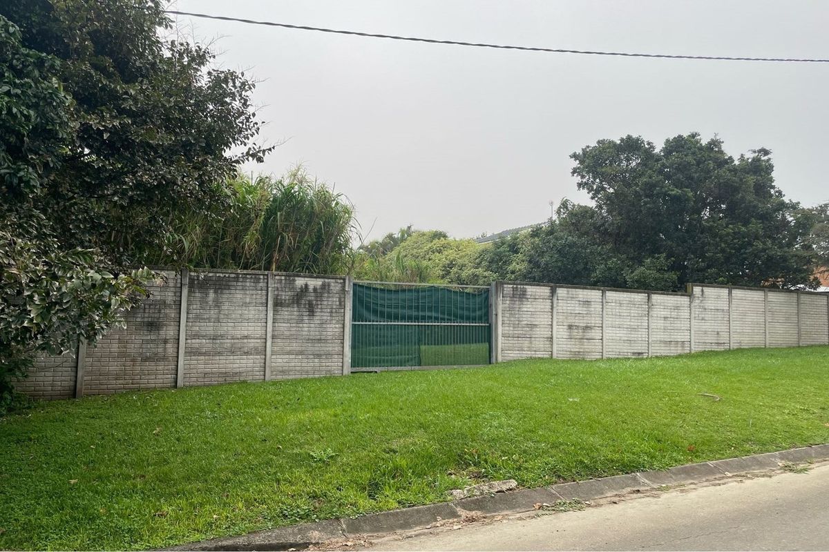 694m2 Level Plot in Sunrise-on-Sea - Priced to Sell! - Photo 5