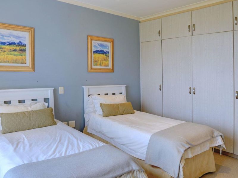 Villa in Award-winning Golf Estate! - Photo 9