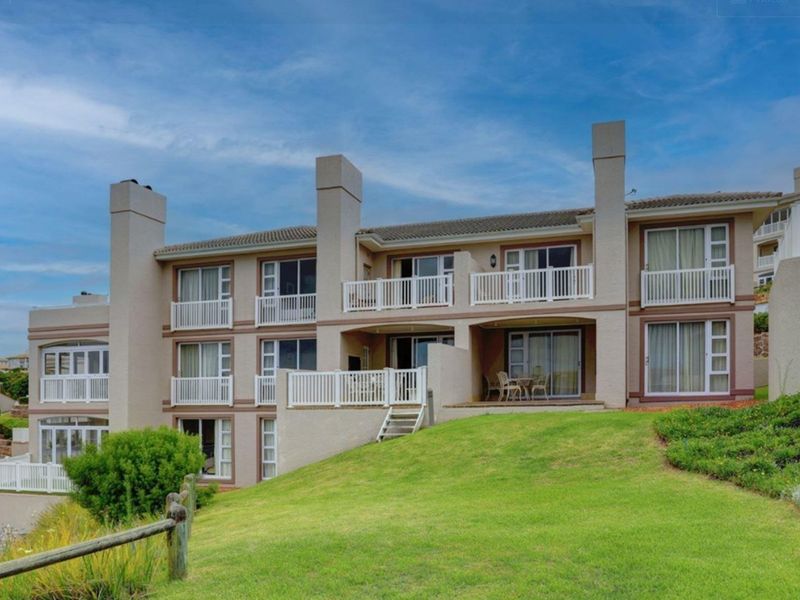 Villa in Award-winning Golf Estate! - Photo 3