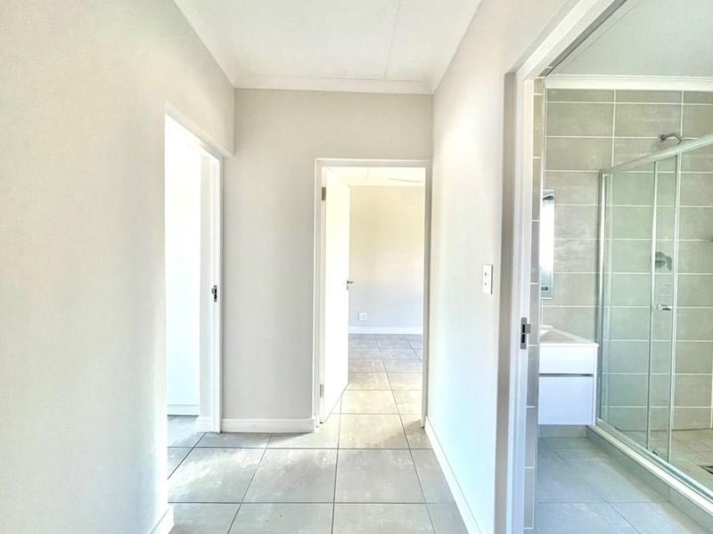 Luxury Living at Its Finest - Your Dream 3 Bed Apartment Awaits! - Photo 8