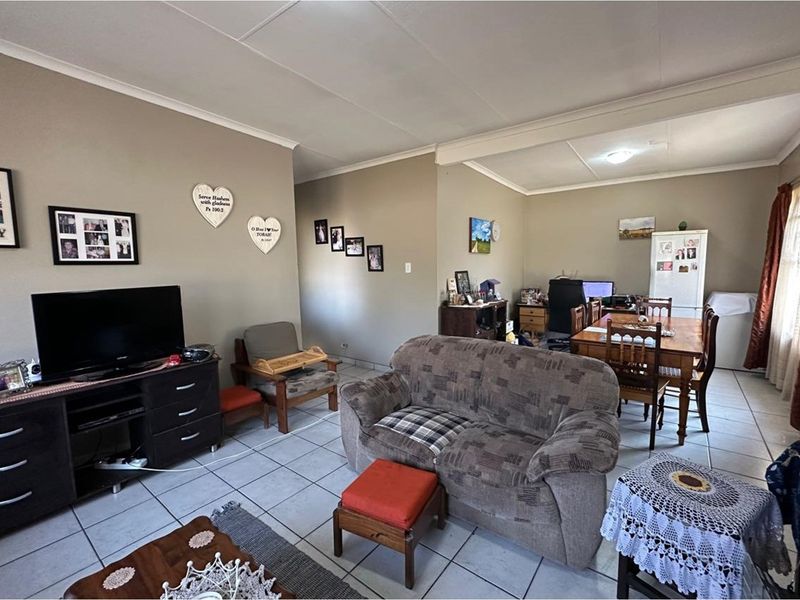 Corner Gem in Sunnyridge.🏡 - Photo 8