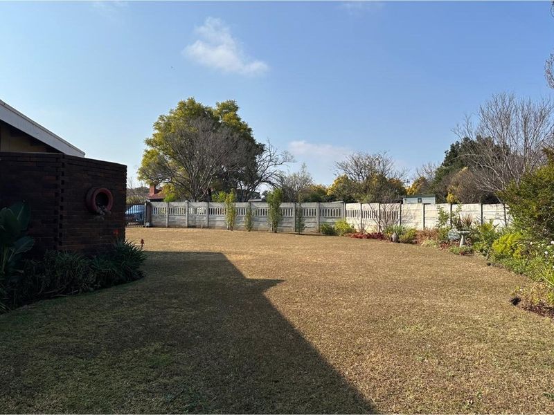 Corner Gem in Sunnyridge.🏡 - Photo 2