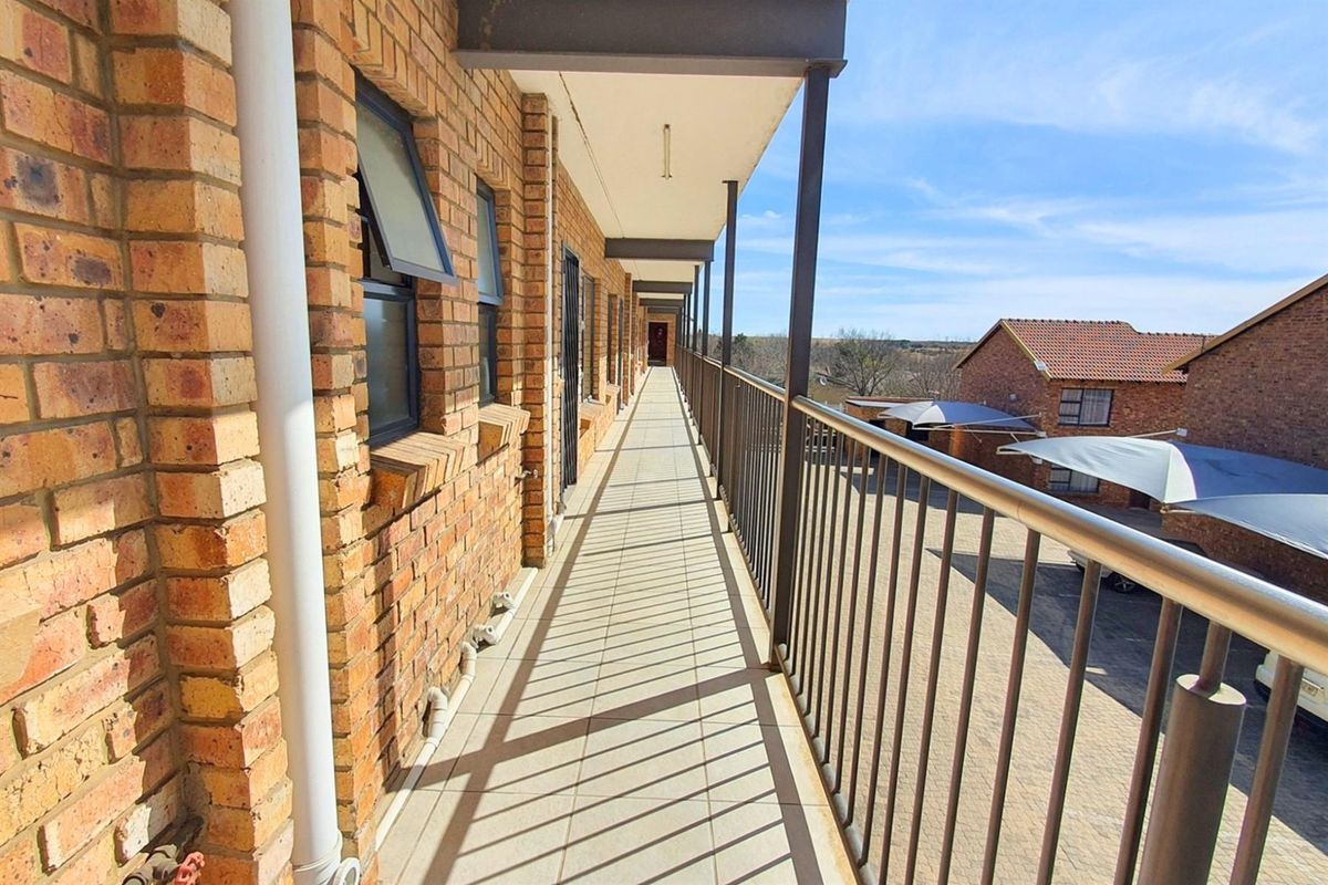 56-Unit Residential Block for Sale - Exceptional Investment Opportunity - Photo 5