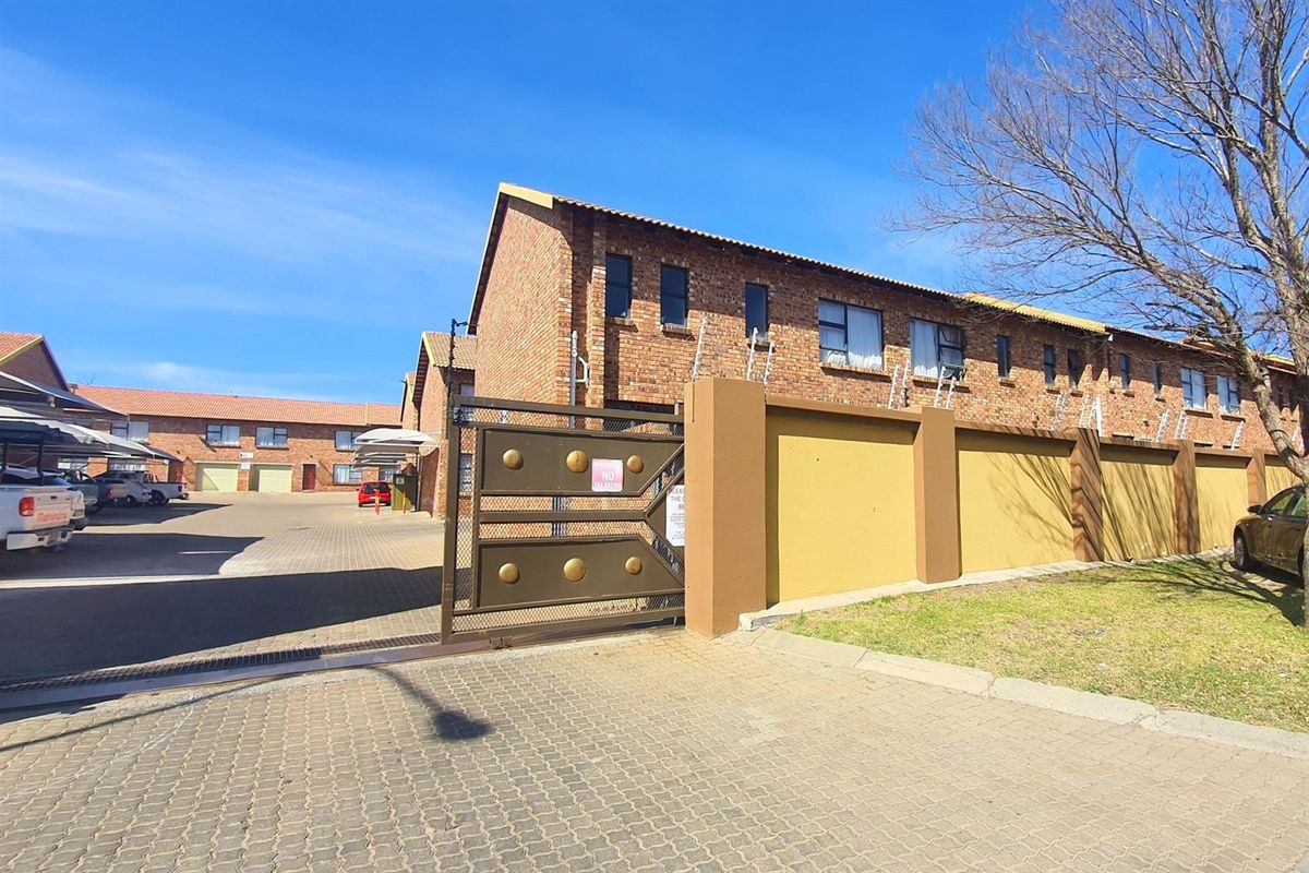 56-Unit Residential Block for Sale - Exceptional Investment Opportunity - Photo 4