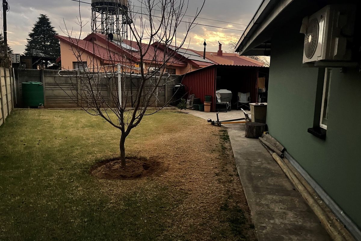 Perfect Family Home!!! - Photo 4