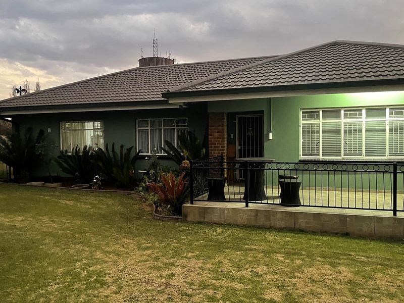 Perfect Family Home!!! - Photo 3