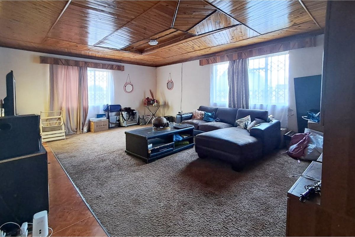 WHY RENT? WHEN YOU CAN OWN YOUR HOME! LOCATED IN EXT 7 - Photo 5