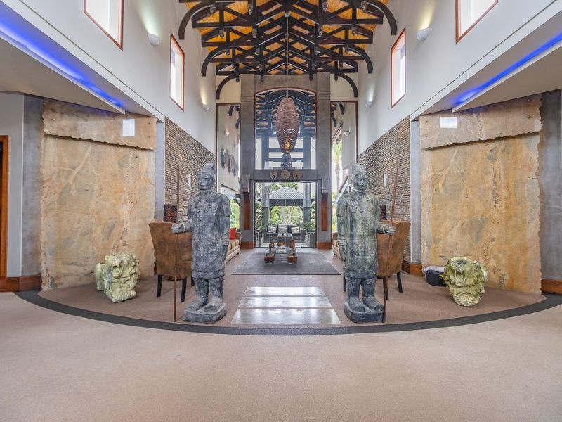 Modern Kingdom of Elegance - Eagle Canyon, Gauteng, South Africa - Photo 2