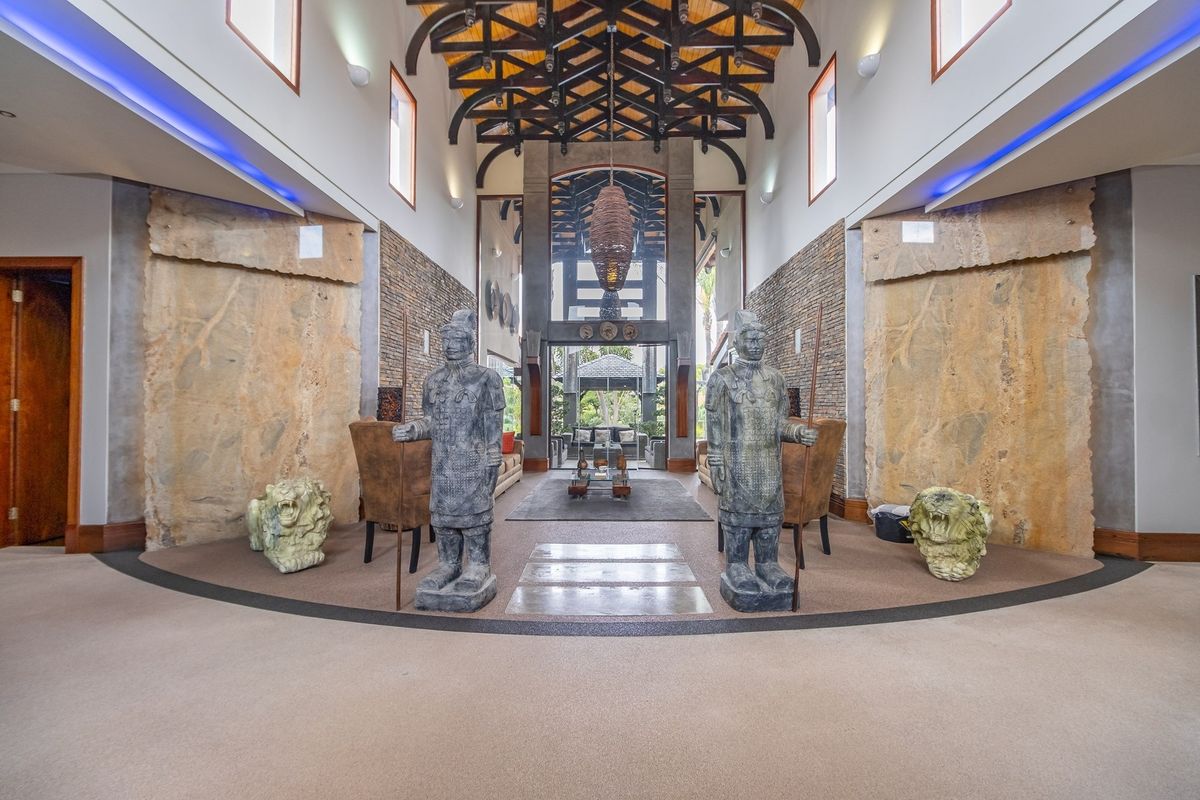 Modern Kingdom of Elegance - Eagle Canyon, Gauteng, South Africa - Photo 2