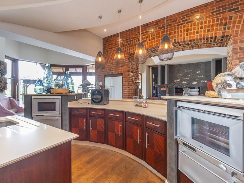 Modern Kingdom of Elegance - Eagle Canyon, Gauteng, South Africa - Photo 9