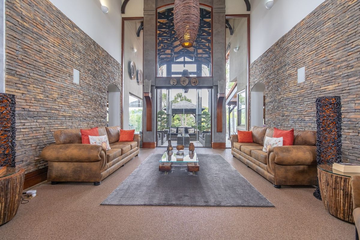 Modern Kingdom of Elegance - Eagle Canyon, Gauteng, South Africa - Photo 3
