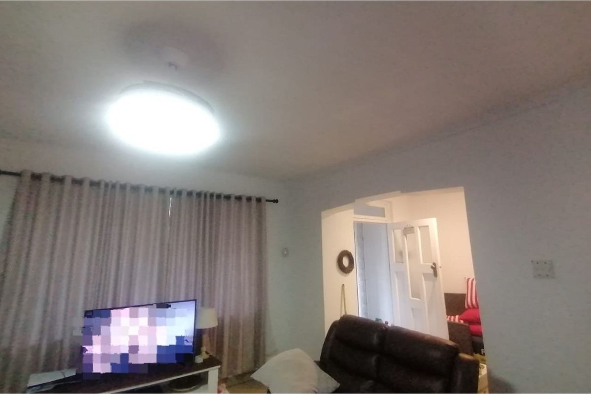 "Charming 3-Bed Oasis in Umbilo Awaits You!" - Photo 3