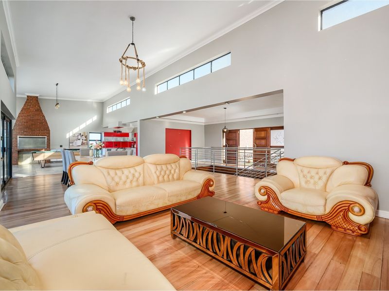 4 Bedroom House For Sale in Blue Horizon Bay - Photo 10