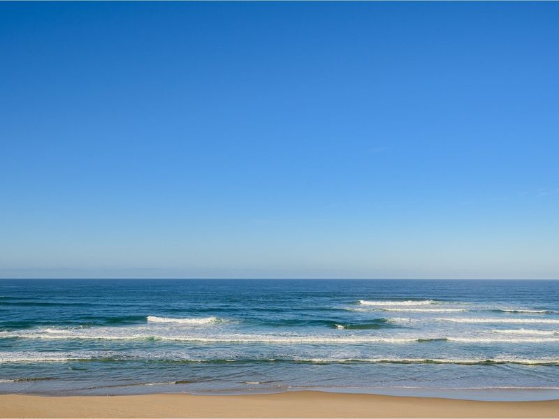 4 Bedroom House For Sale in Blue Horizon Bay - Photo 6