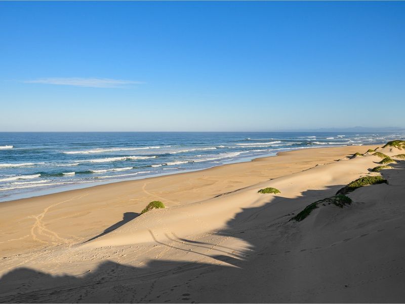 4 Bedroom House For Sale in Blue Horizon Bay - Photo 4