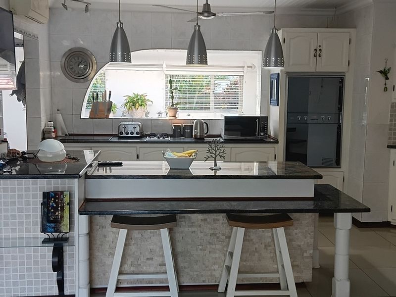 "Luxurious Coastal Oasis in Meer En See" - Photo 9