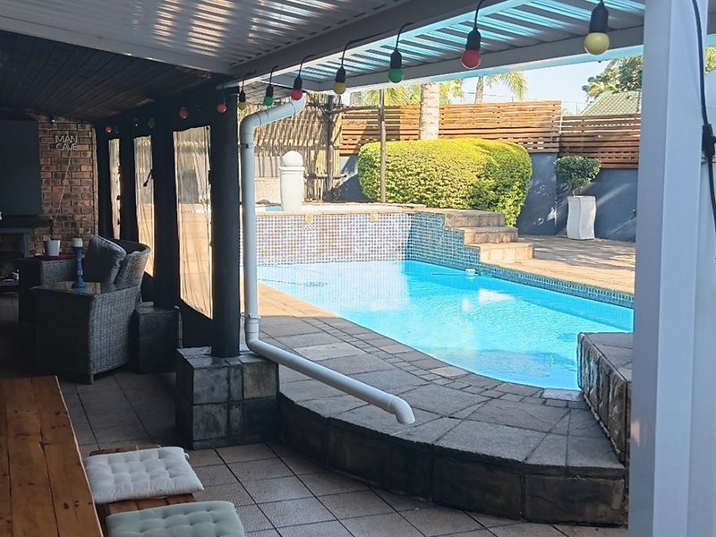 "Luxurious Coastal Oasis in Meer En See" - Photo 2