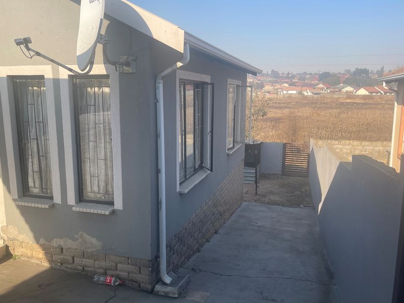 Cosy Family Home! - Photo 4