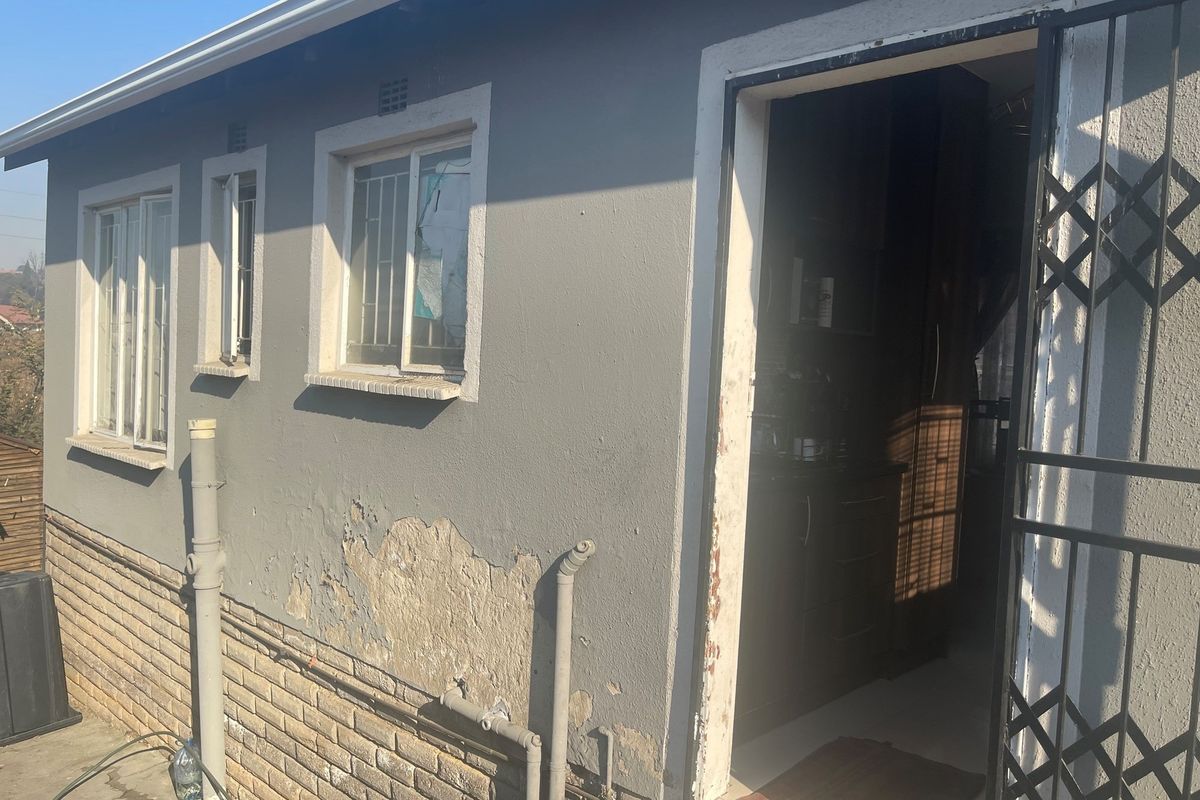 Cosy Family Home! - Photo 3