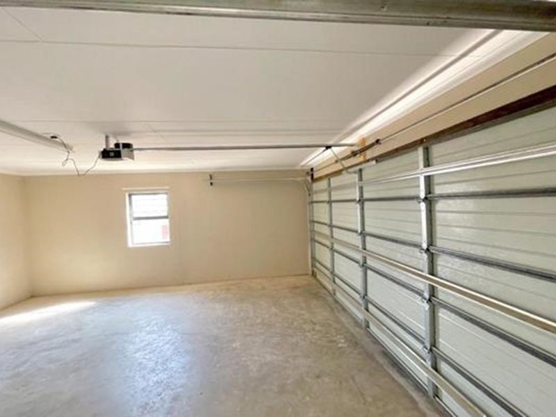 Morden 3 bedroom House at the heart of Amberfied - Photo 8