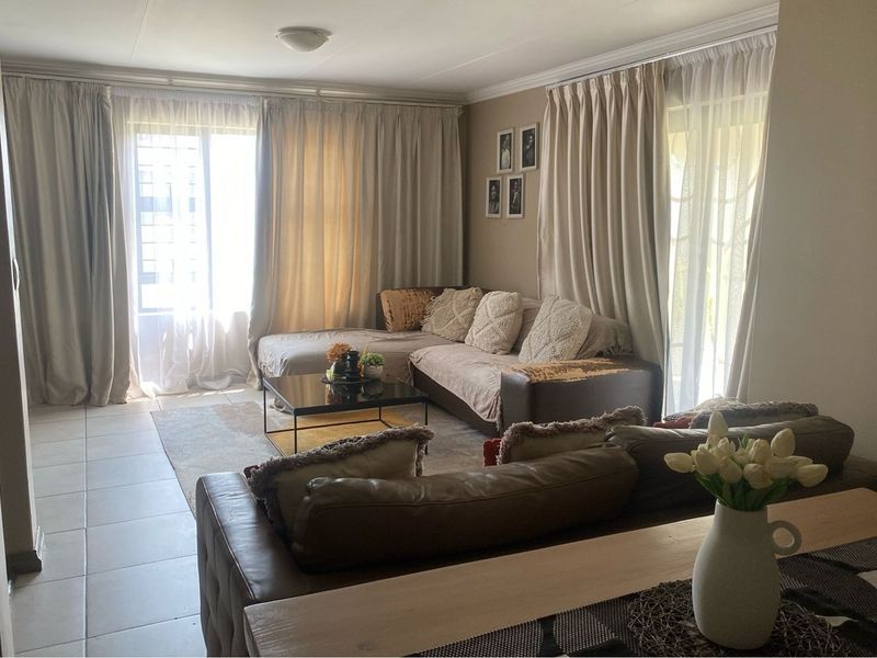 Morden 3 bedroom House at the heart of Amberfied - Photo 6