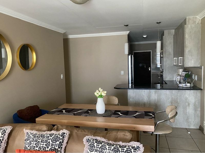 Morden 3 bedroom House at the heart of Amberfied - Photo 5