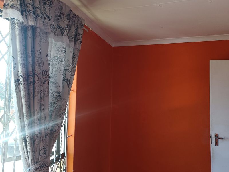2 Bedroom, 1 Bathroom flat for sale in woodlands, woodhaven park - Photo 7