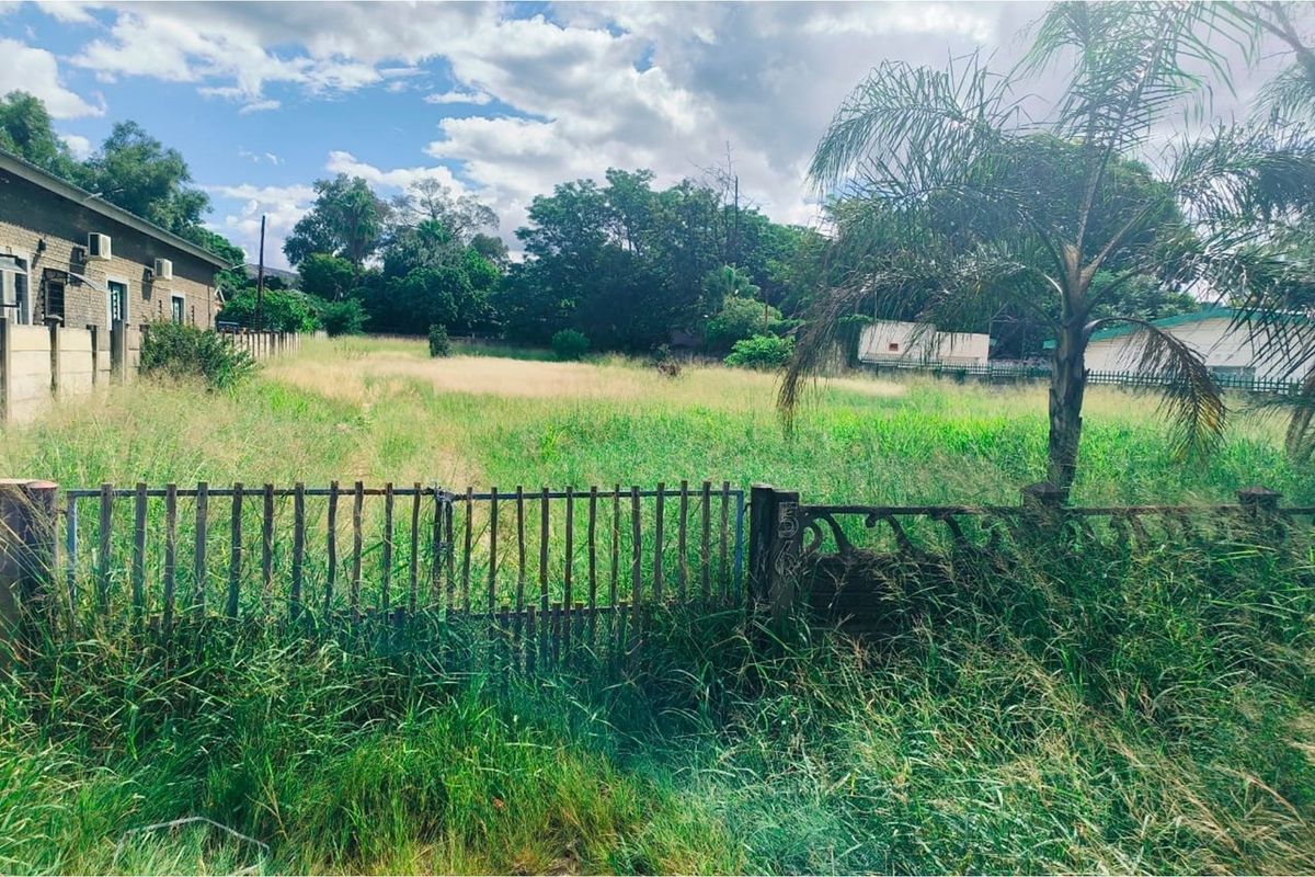 "Prime Development Land in Bo Dorp, North West" - Photo 2