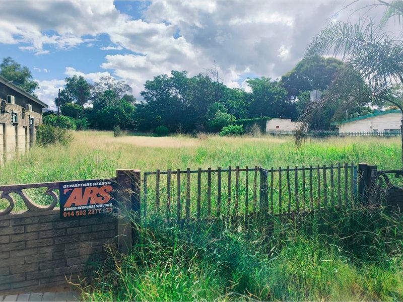 "Prime Development Land in Bo Dorp, North West" - Photo 4