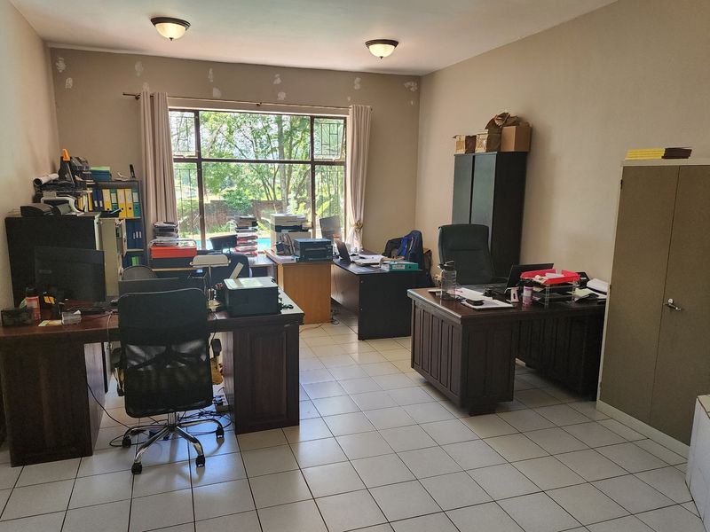 Elegant Double-Story Home in Prime Tzaneen Location - Photo 7