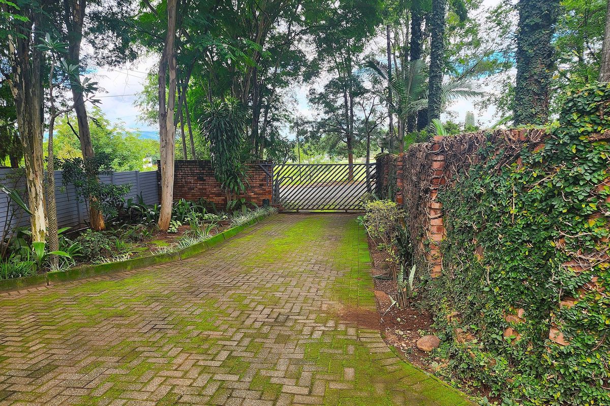 Elegant Double-Story Home in Prime Tzaneen Location - Photo 3