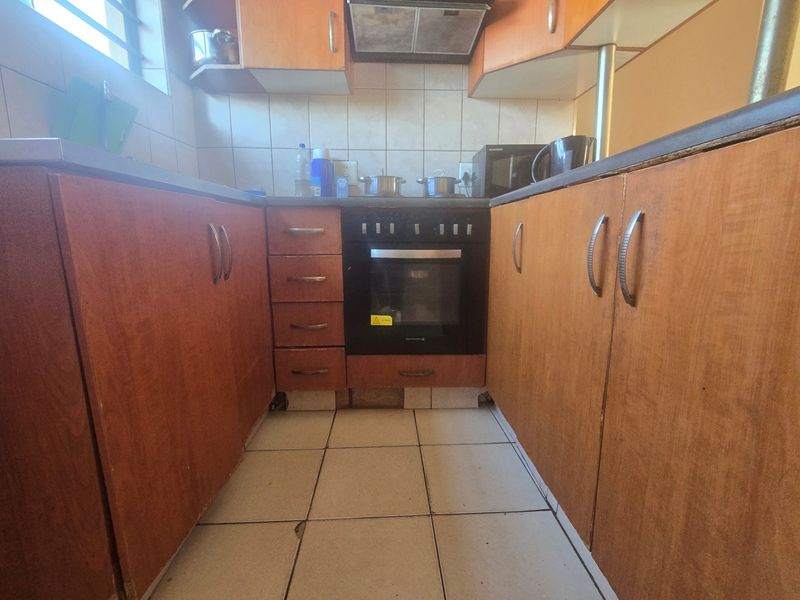 FIXER UPPER DUET IN BIRDSWOOD - Photo 5