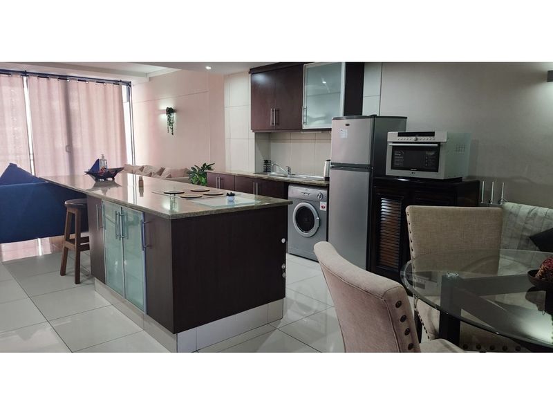 Fully furnished eye-catching apartment. - Photo 2