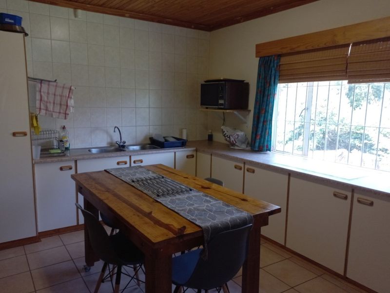 Charming Low Maintenance Family Home - Wheelchair Friendly, Walk to the Waterfront - Photo 9