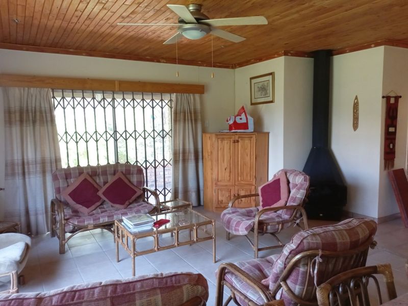 Charming Low Maintenance Family Home - Wheelchair Friendly, Walk to the Waterfront - Photo 8