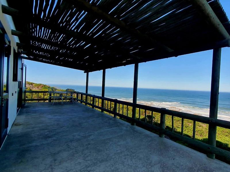 A Sea Front Home in Private Coastal Estate - Photo 10